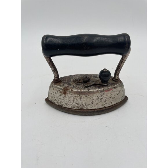 Antique Dover Sad Iron Wooden Handle Detachable Base - Picture 3 of 7